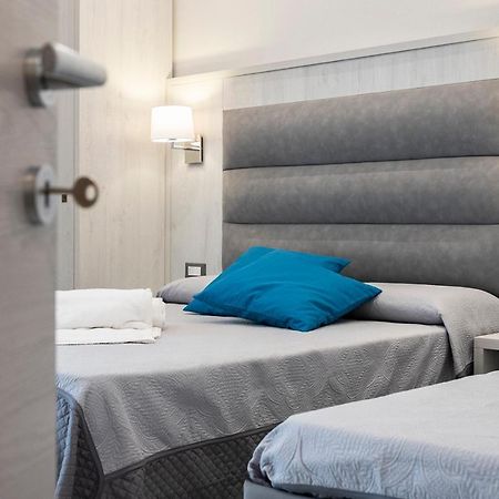 Versilia Residence - Colombo Лидо Ди Камайоре Екстериор снимка