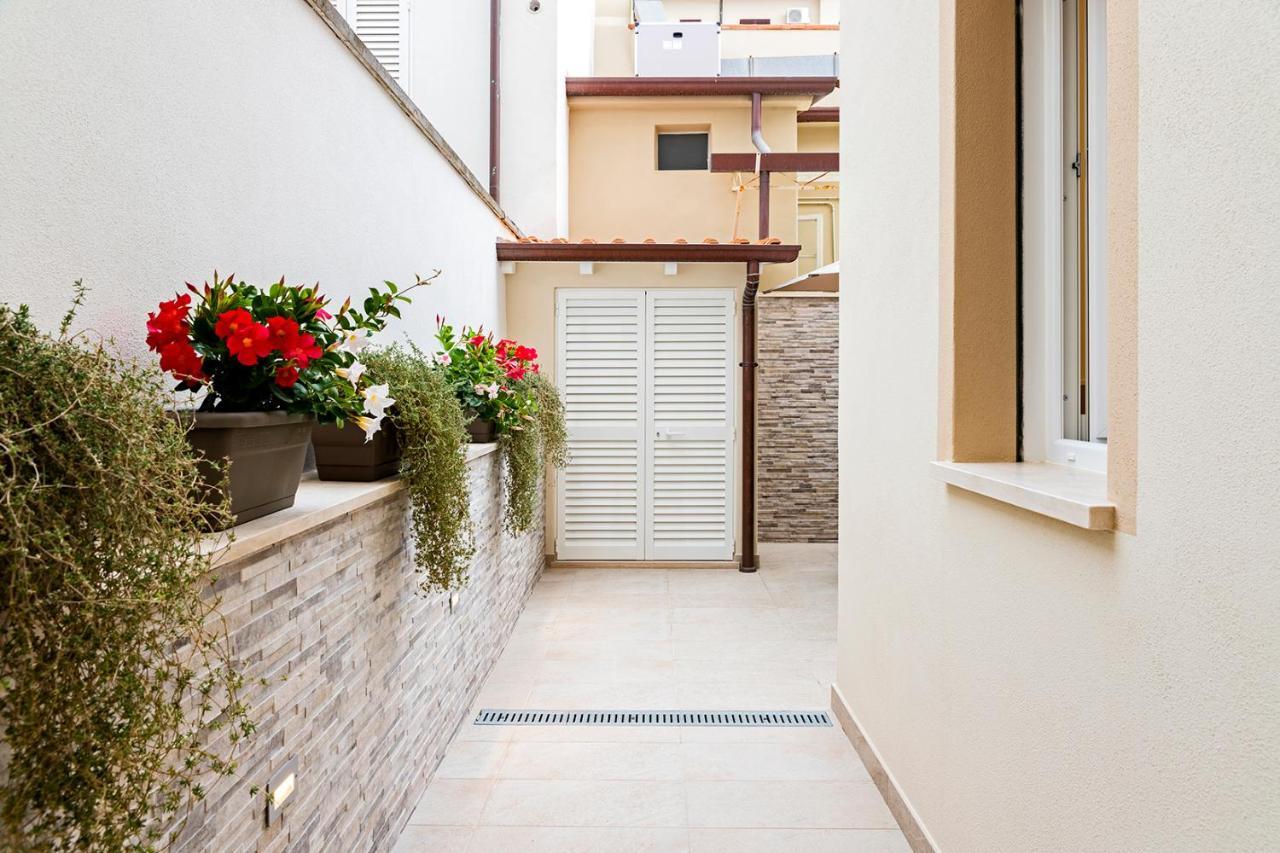 Versilia Residence - Colombo Лидо Ди Камайоре Екстериор снимка