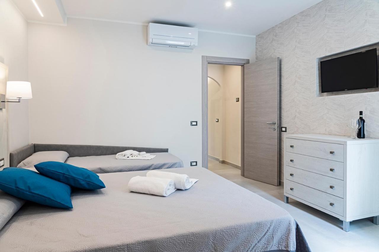 Versilia Residence - Colombo Лидо Ди Камайоре Екстериор снимка