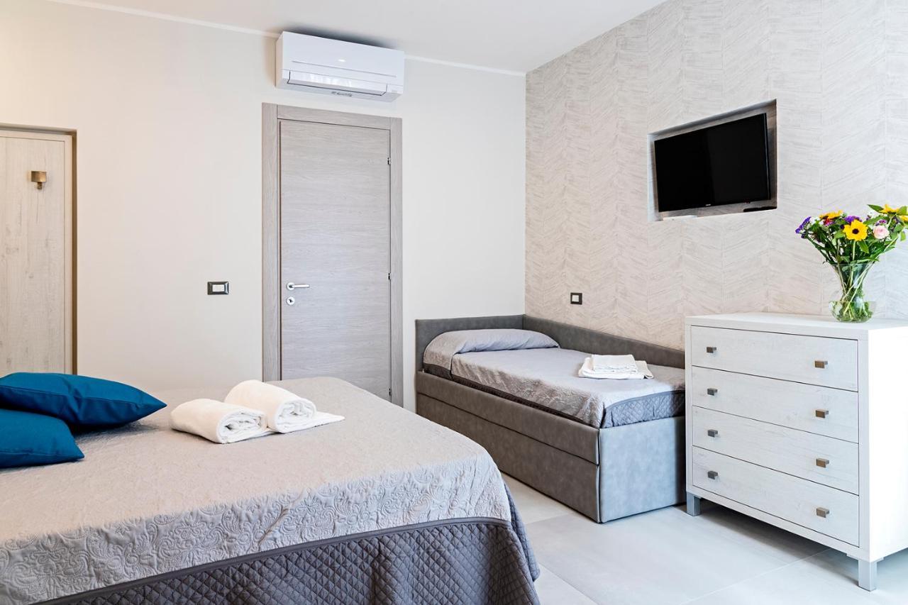 Versilia Residence - Colombo Лидо Ди Камайоре Екстериор снимка