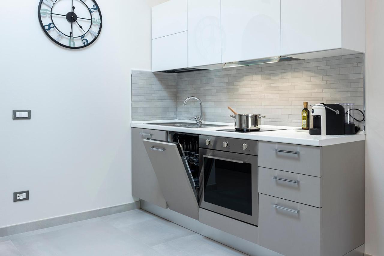 Versilia Residence - Colombo Лидо Ди Камайоре Екстериор снимка